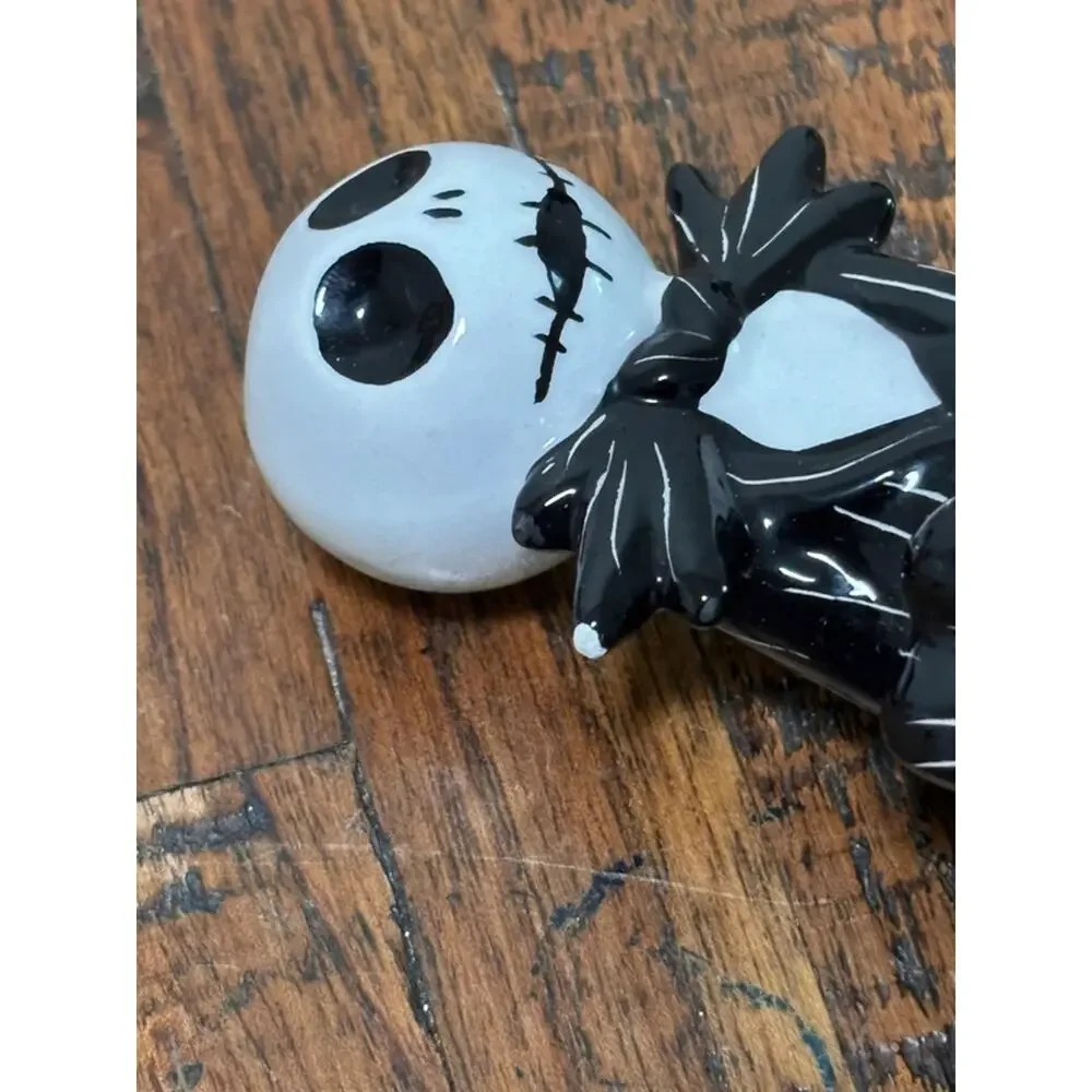 Disney Tim Burton The Nightmare Before Christmas Salt and Pepper Shakers Set